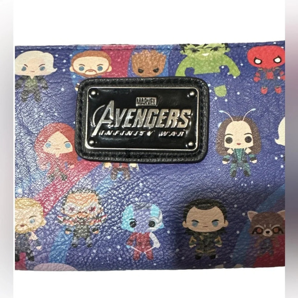 Loungefly Marvel Avengers Infinity War Chibi Print Zip-Around Wallet - Picture 7 of 10